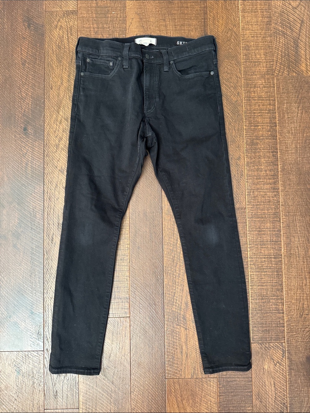 Madewell Men’s Skinny Jeans in Black Denim